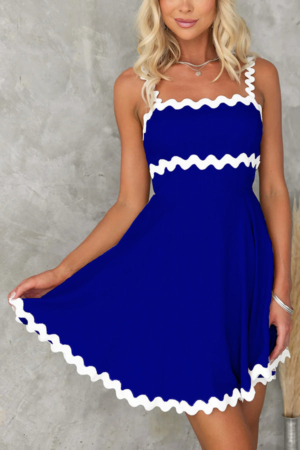 Aimie Color Wavy Lace Suspender Mini Dress