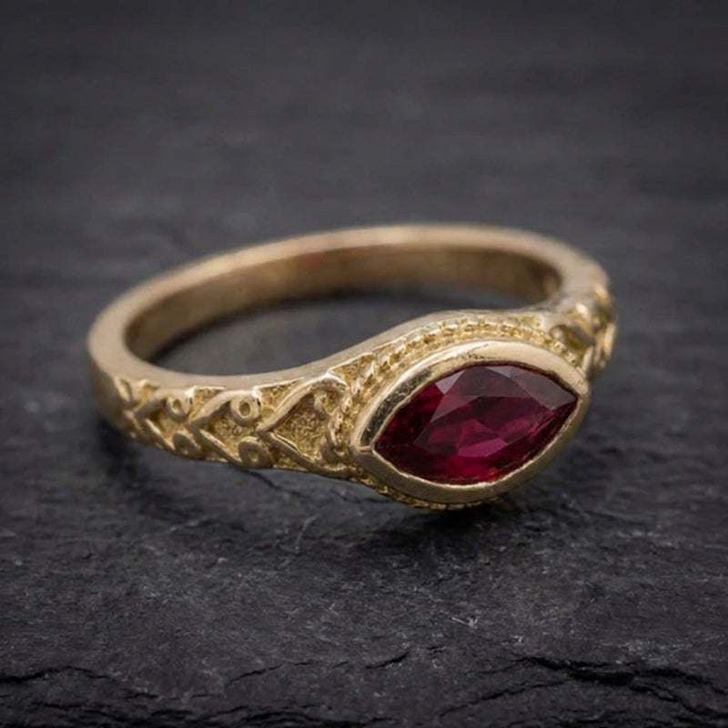 Golden Vintage Ring With Red Crystal