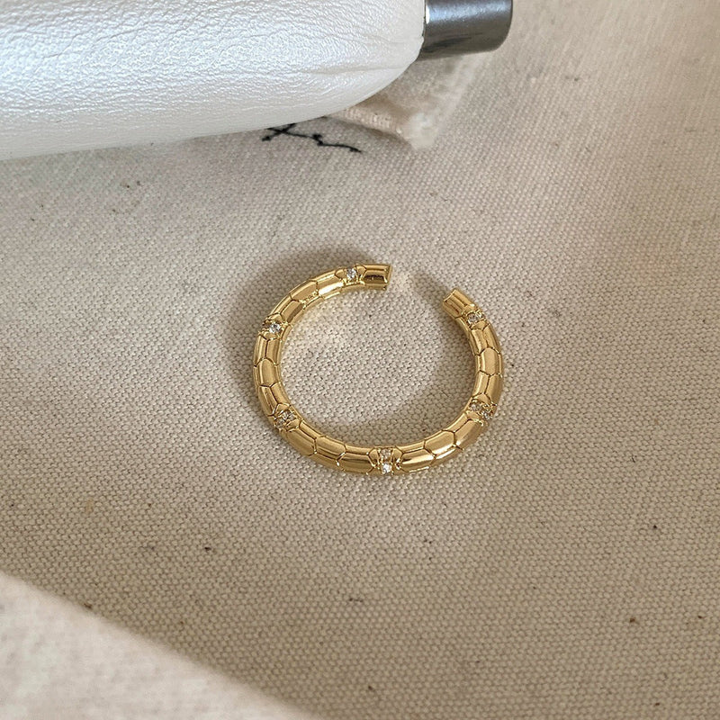 Classic Gold Ring