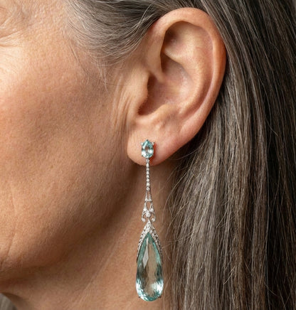 A Vintage Art Deco Aquamarine Drop Earring Set