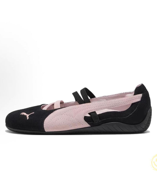 Black Pink Suede Flat Shoes for Splicing Buckle Strap