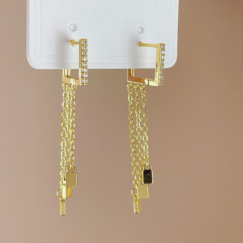 Gold Chain Drop Earrings