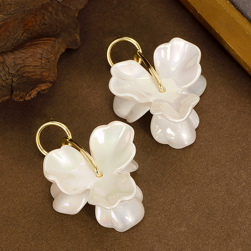 Elegant Jade Flower Earrings
