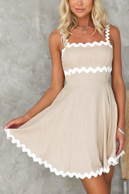 Aimie Color Wavy Lace Suspender Mini Dress