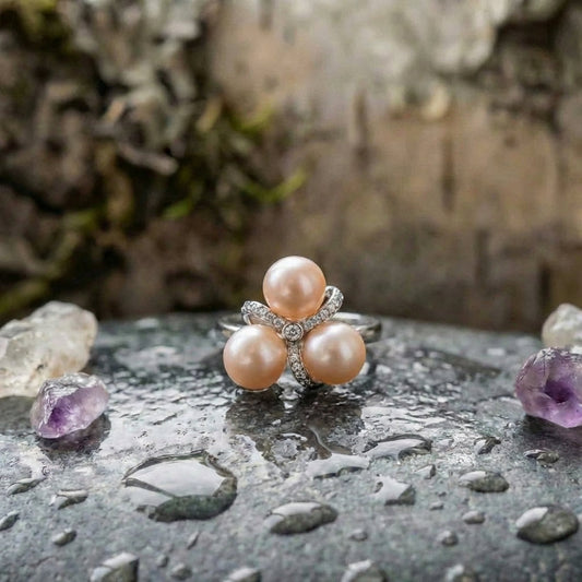 Elegant Pearl Statement Ring