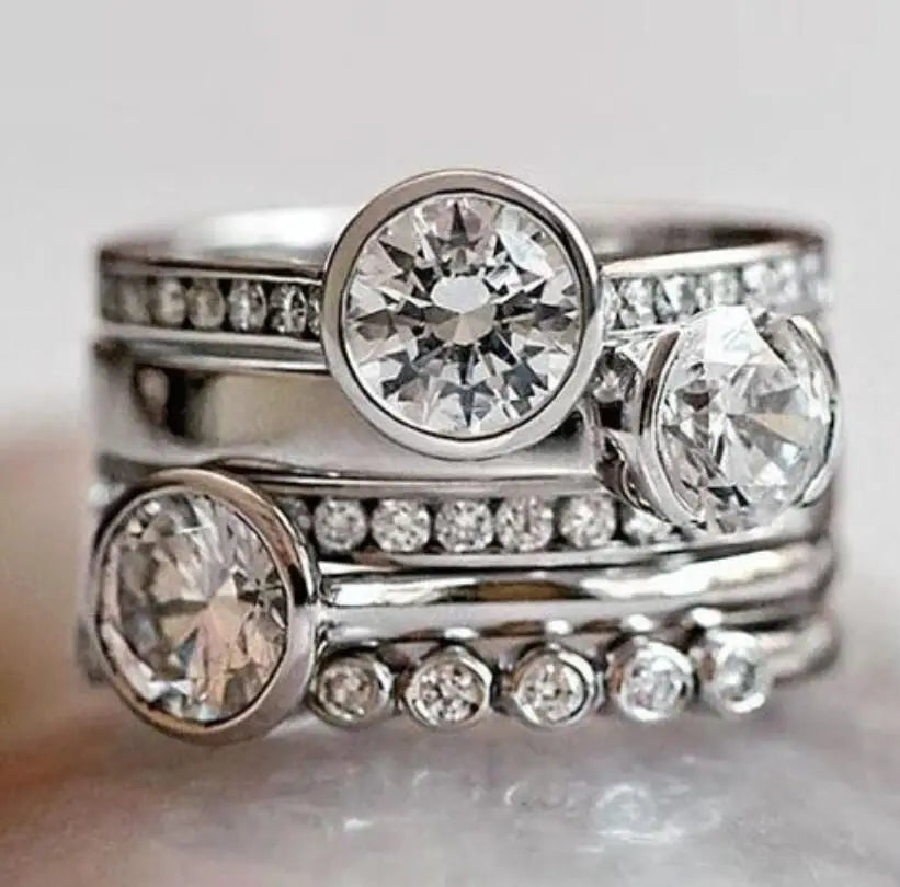 Elegant Silver Diamond Ring