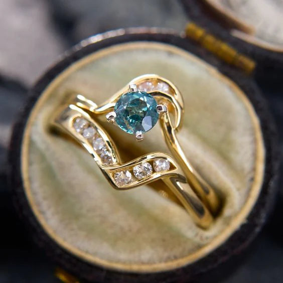 Turquoise Crystal Gold Ring