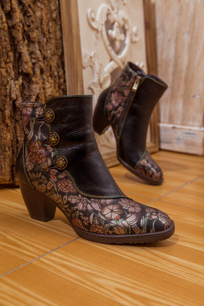 Soffia | Button-accent Black Leather Ankle Boot