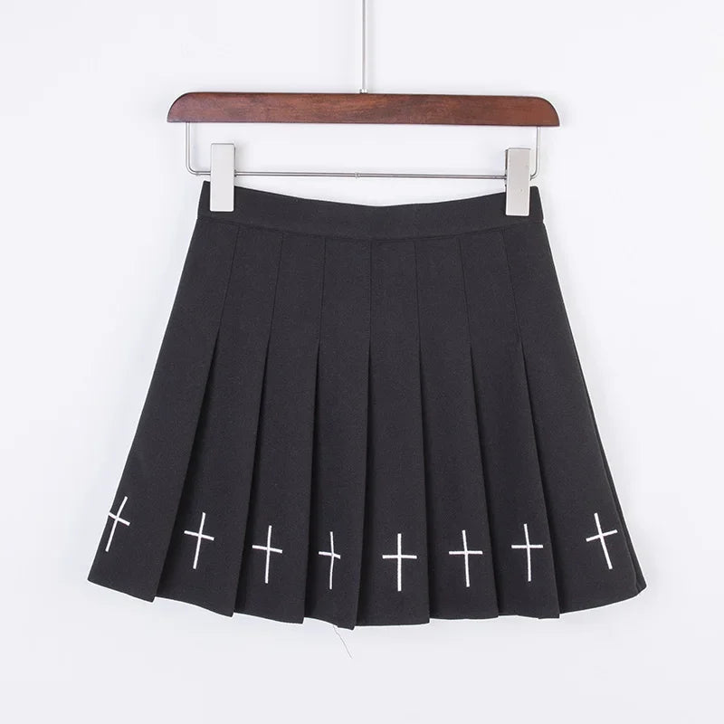 Black High Waist Pleated Gothic Cross Print Skirt