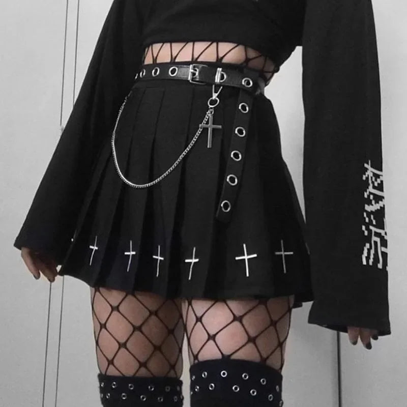 Black High Waist Pleated Gothic Cross Print Skirt
