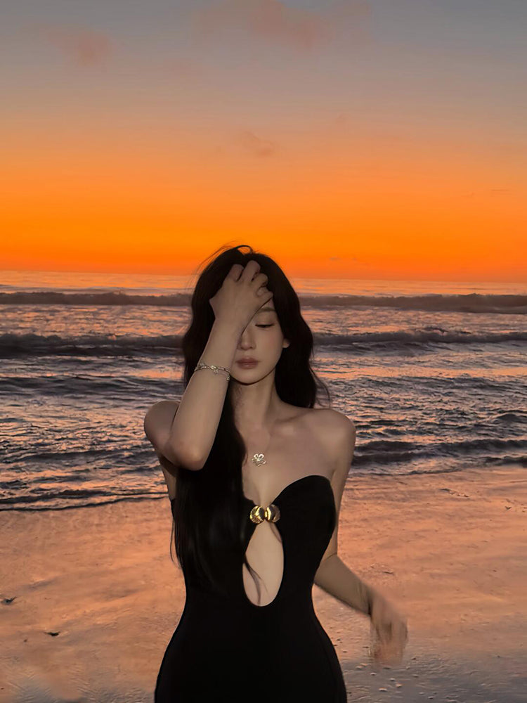 Black Cut-out Bodycon Maxi Dress _ & Sultry Beach Party Outfit