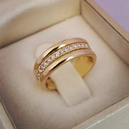 Double Ring With Inlaid Zirconia