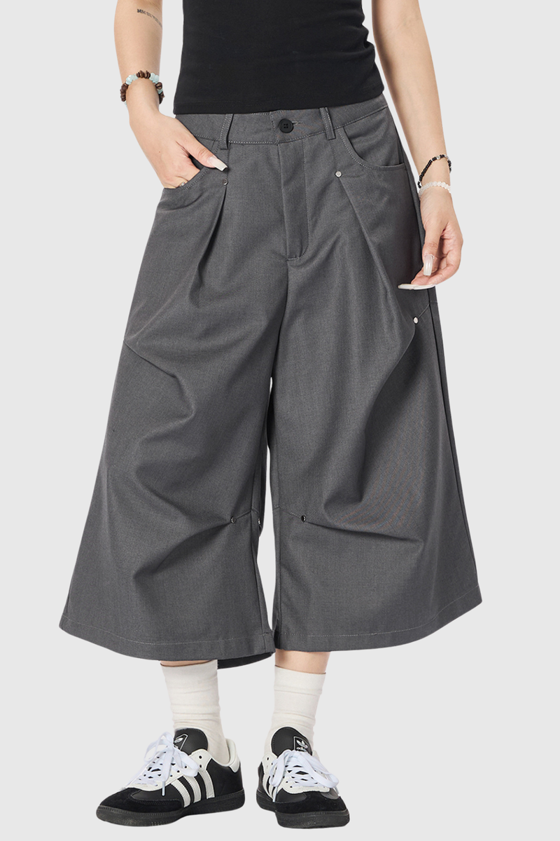 Chinedu Ruch Midi Pants in Grey