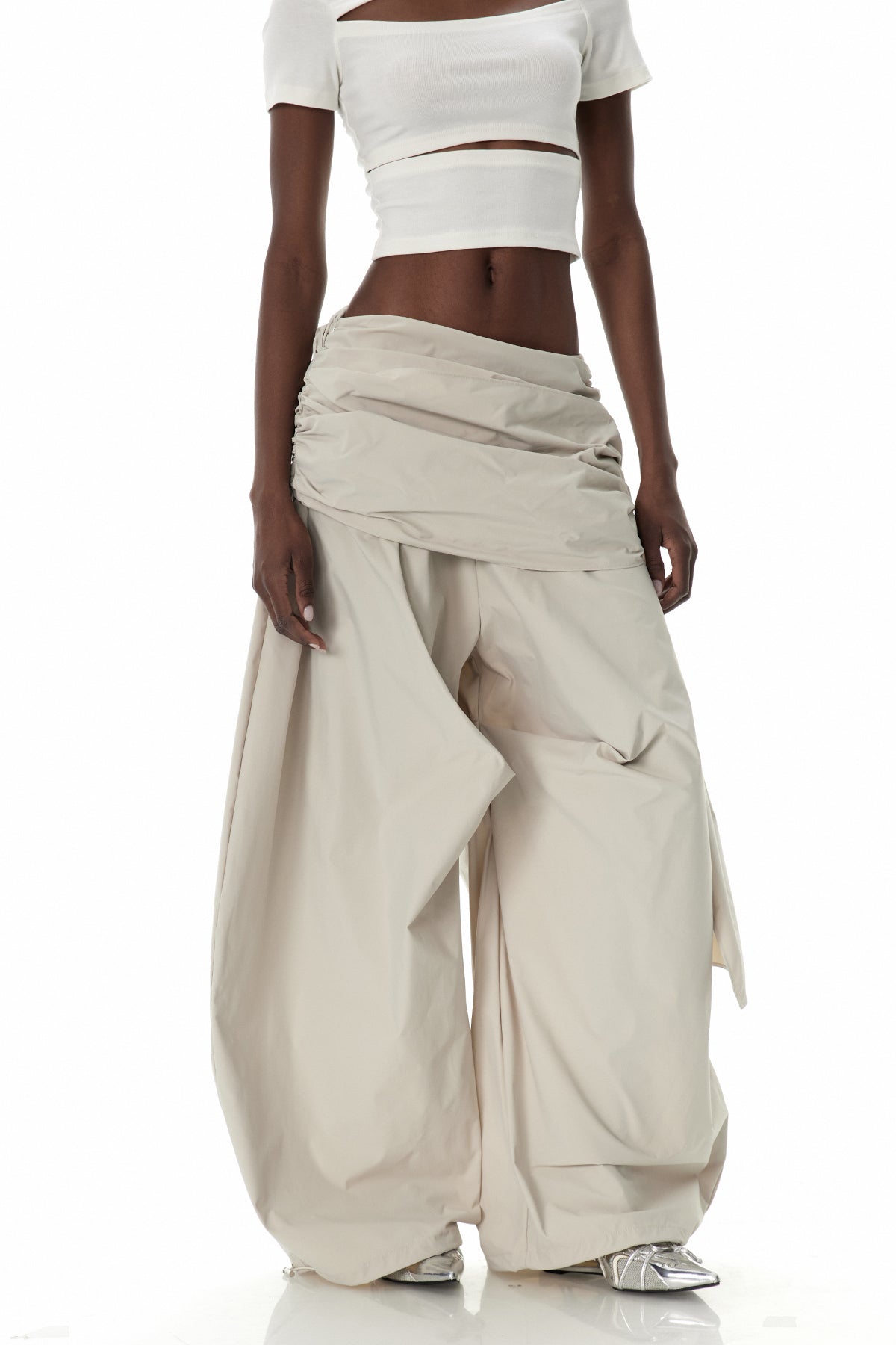 Creiddylad Ruch Drawstring Wide Leg Pants in Beige