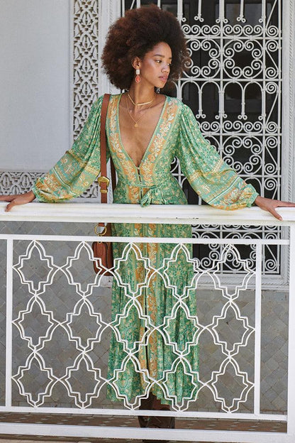 Long Sleeve V-neck Drapped Midi Dress Green