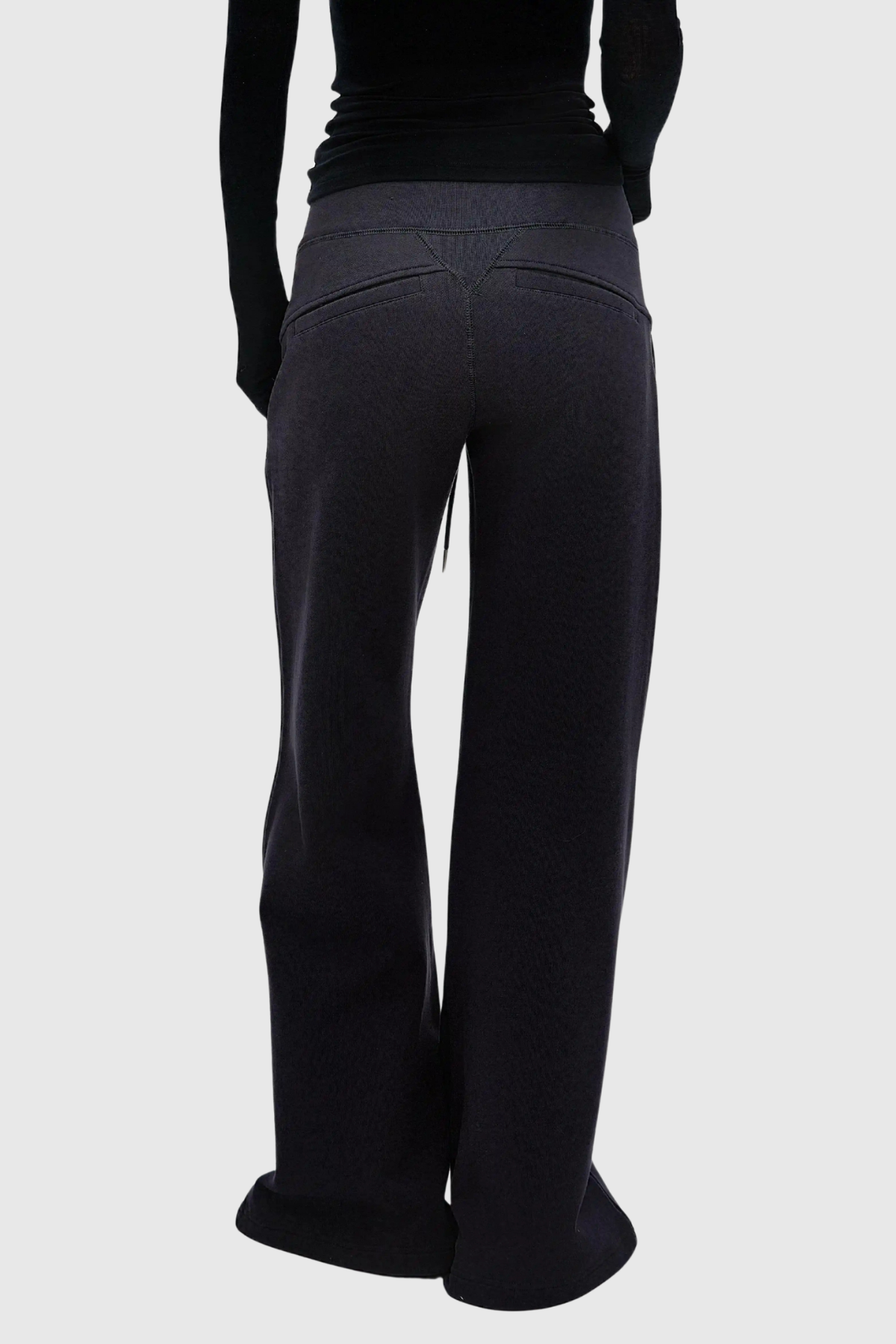 Delicia Straight Pants in Black