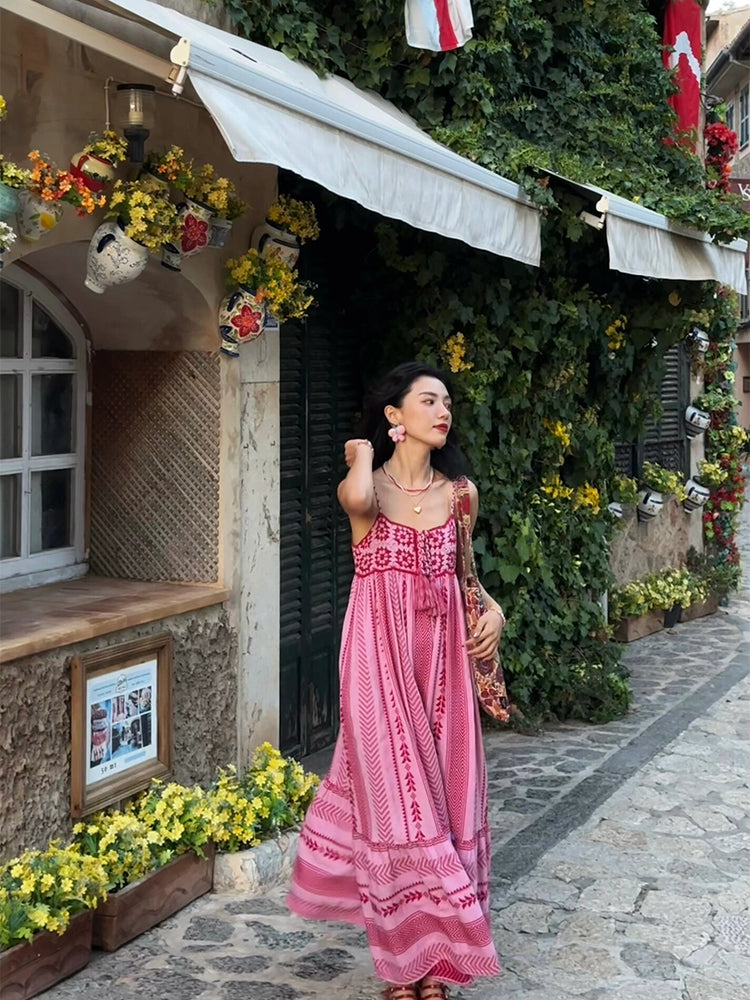 Embroidered Maxi Dress _ Summer Holiday Outfit