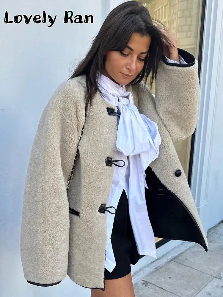 Round Neck Furry Jacket for New Autumn Winter Single Breasted Pocket Coat Female Warm Fleece Lady Outerwear