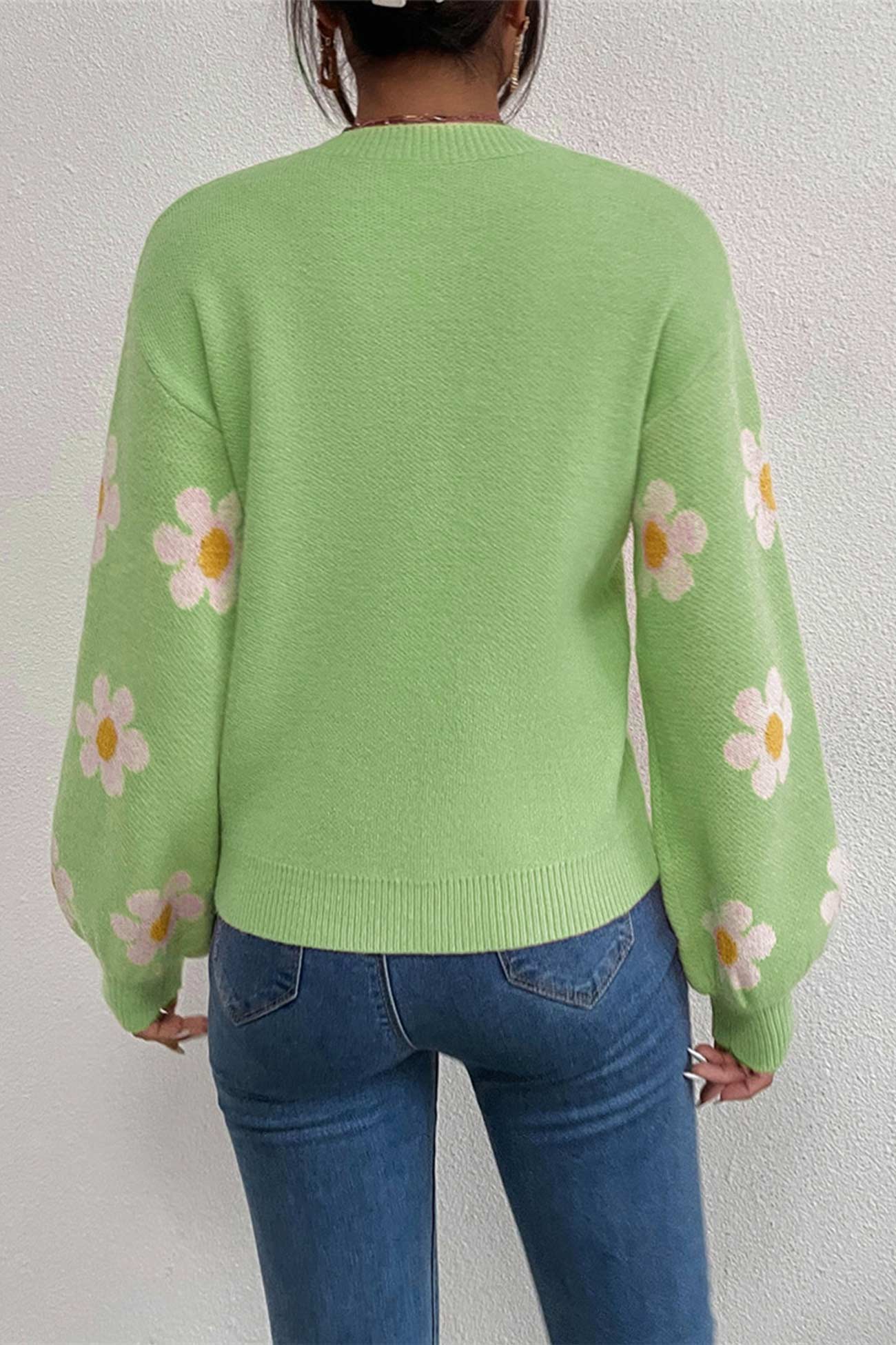 Embroidery Crew Neck Sweater