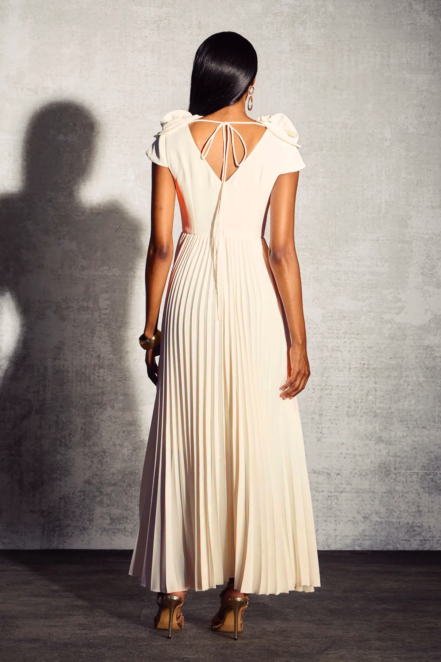 Grace V-neck Pleated Maxi Dress