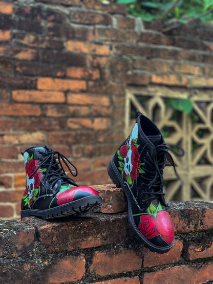 En Bloom | Skull-rose Black Ankle Flat Combat Boots