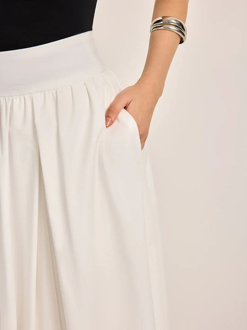 Slim Fit High Waist Pleated Skirt