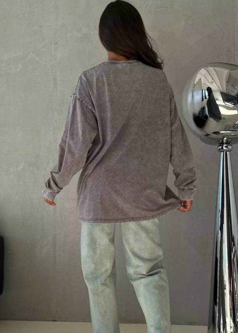 Wash Oversized Long Sleeve T-shirt – Loose Fit