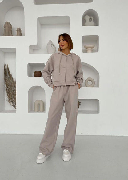 Soft Beige Zip Hoodie and Wide-leg Pants Set – ’s Relaxed Fit Tracksuit