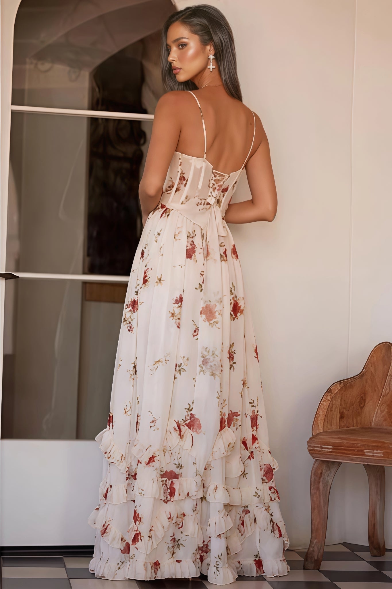 Candi Sweetheart Neck Split Midi Dress