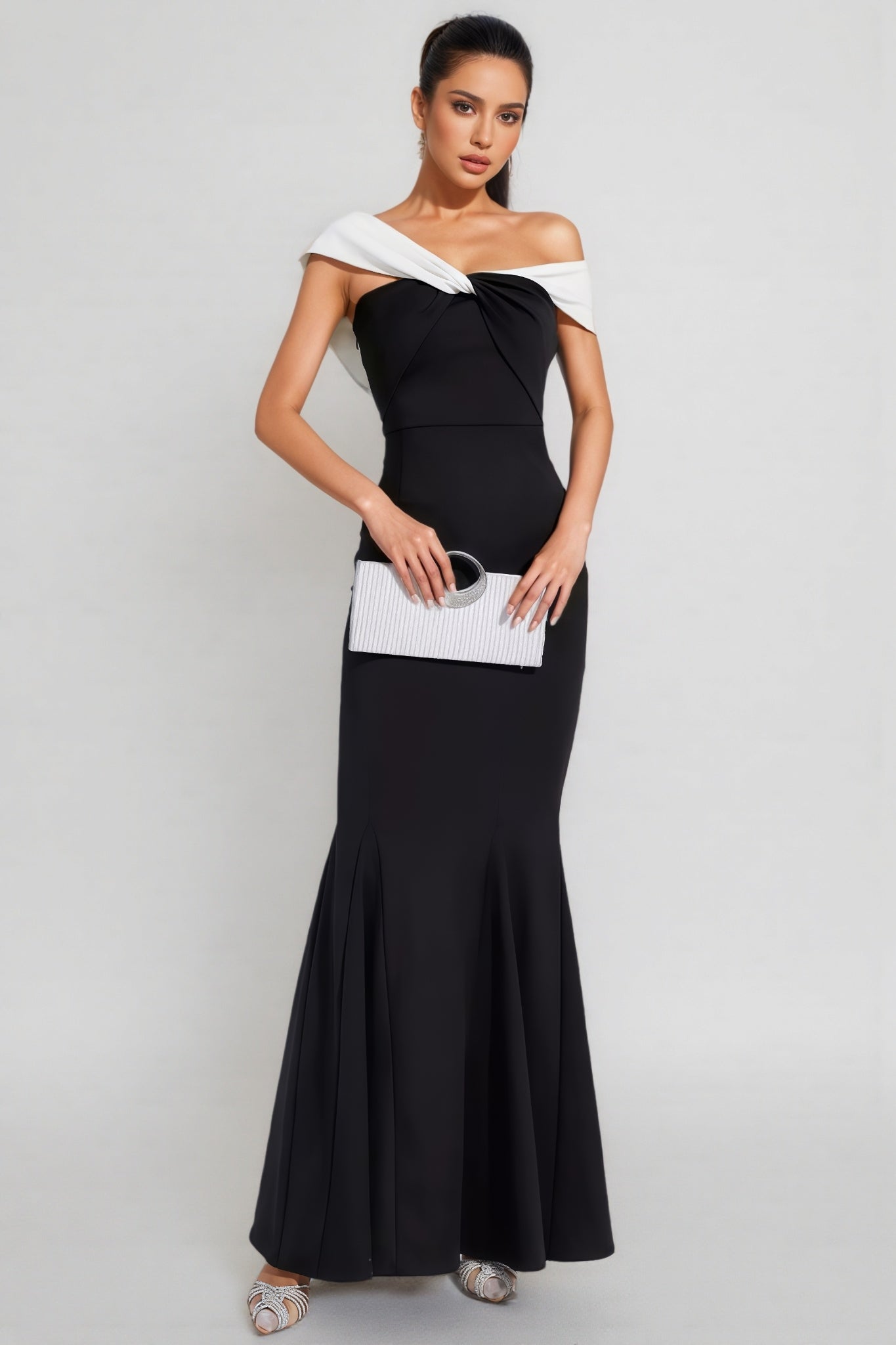 Zora Black Off-shoulder Mermaid Maxi Dress