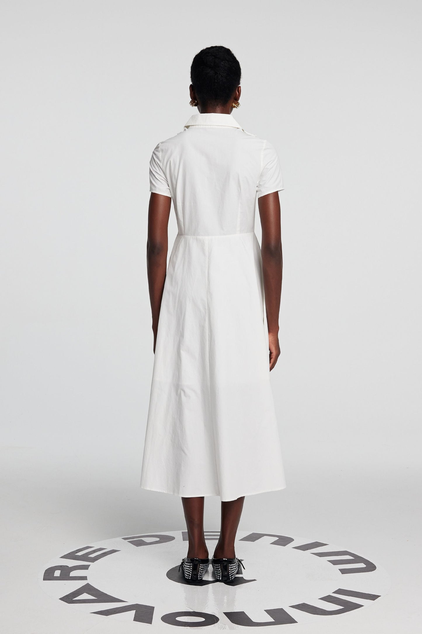 Kira Cutout Flower Short Sleeves Maxi Dress