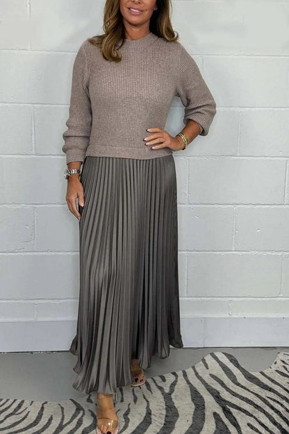 Long Sleeve Knit Patchwork Pleated Maxi Dress