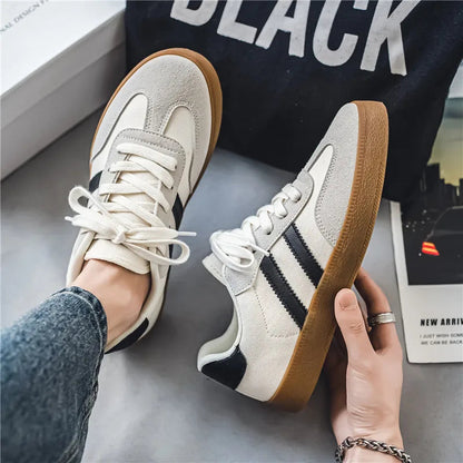 Retro German Lace-up Lightweight Comfortable Sports Flat Skateboard