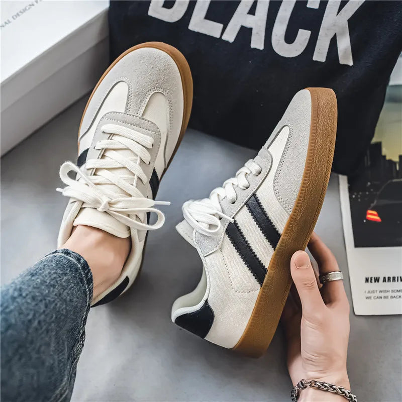 Retro German Lace-up Lightweight Comfortable Sports Flat Skateboard