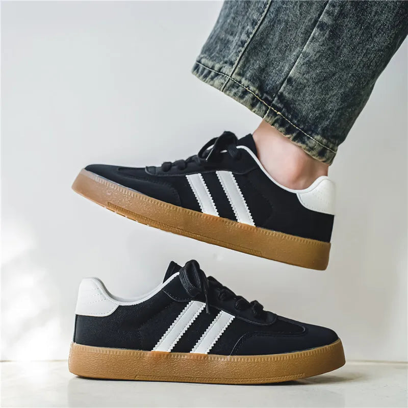 Retro German Training Shoes Lace-up Lightweight Comfortable Sports Flat Shoes Skateboard Running Shoes