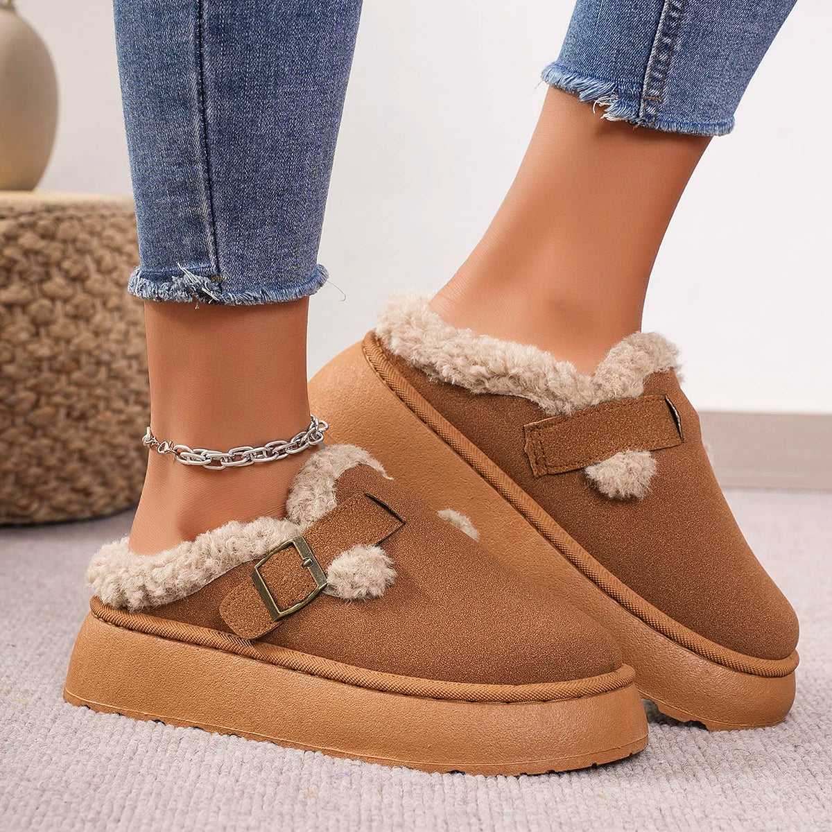 New Winter Boken Shoes Plush Retro Bean Shoes Cotton Flat Sole Slippers Platform Boots