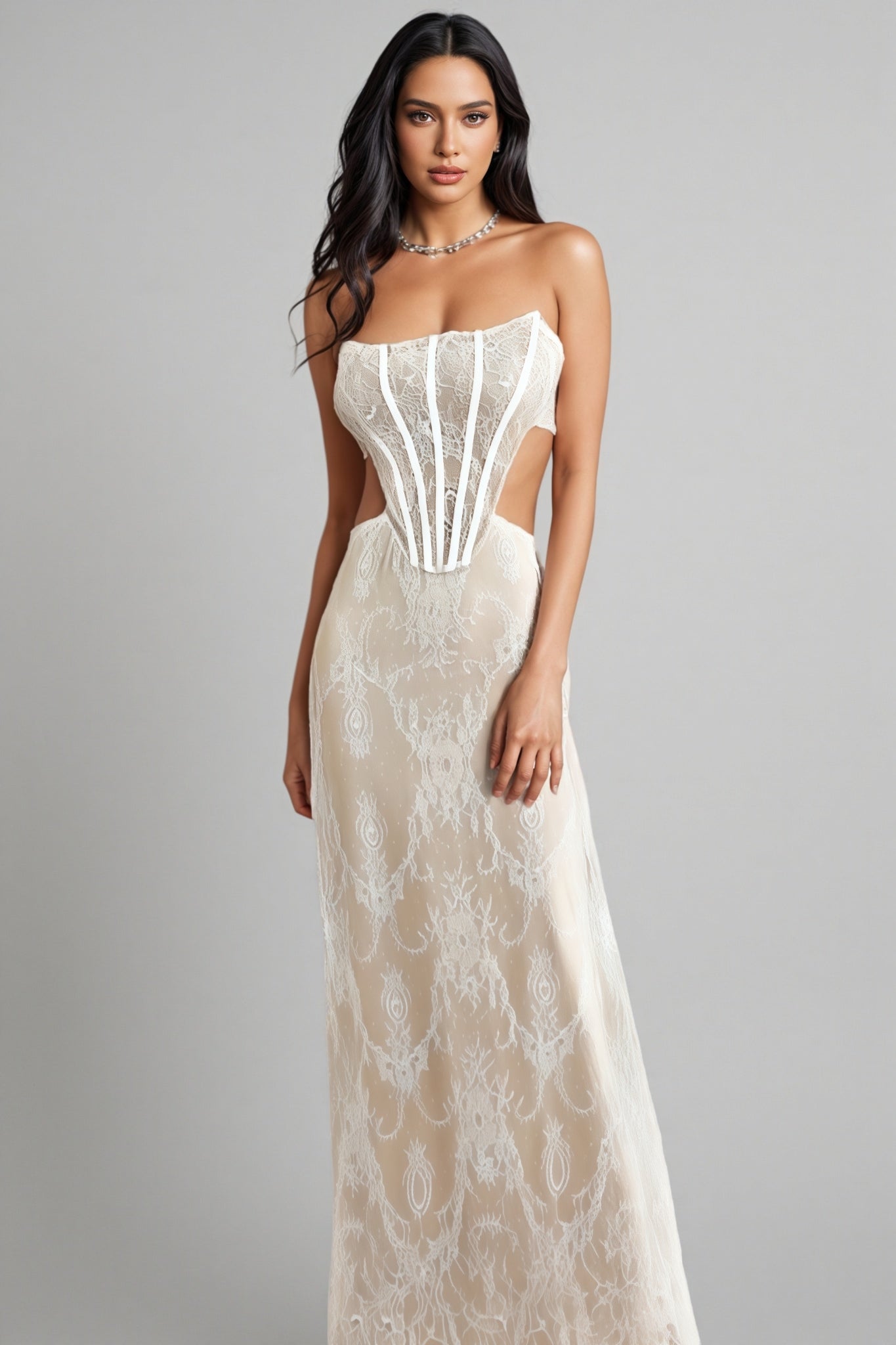 Ivran Sleeveless Lace Maxi Dress