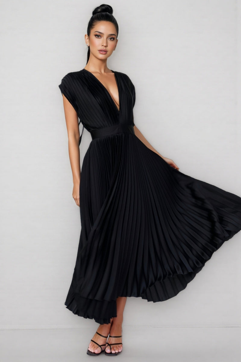 Zola Sleeveless Pleated Maxi Dress-black