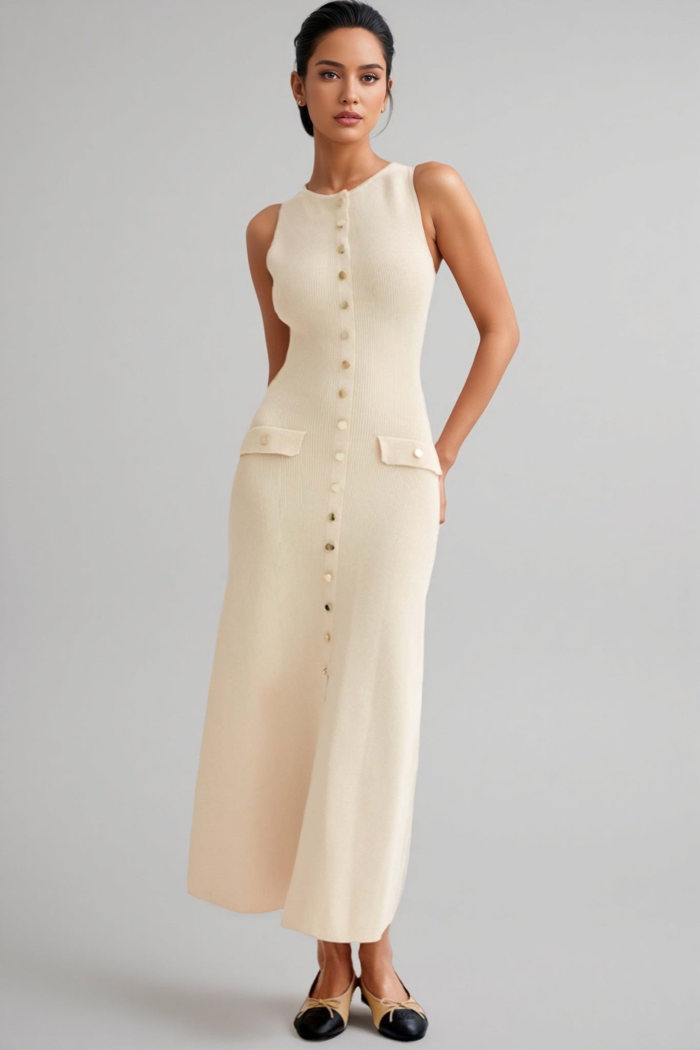 Leli Sleeveless Button Down Maxi Dress