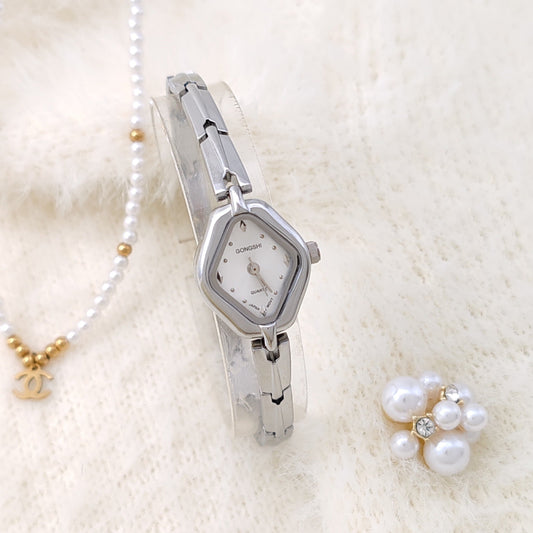 Diamond Bracelet Watch for Timeless Style