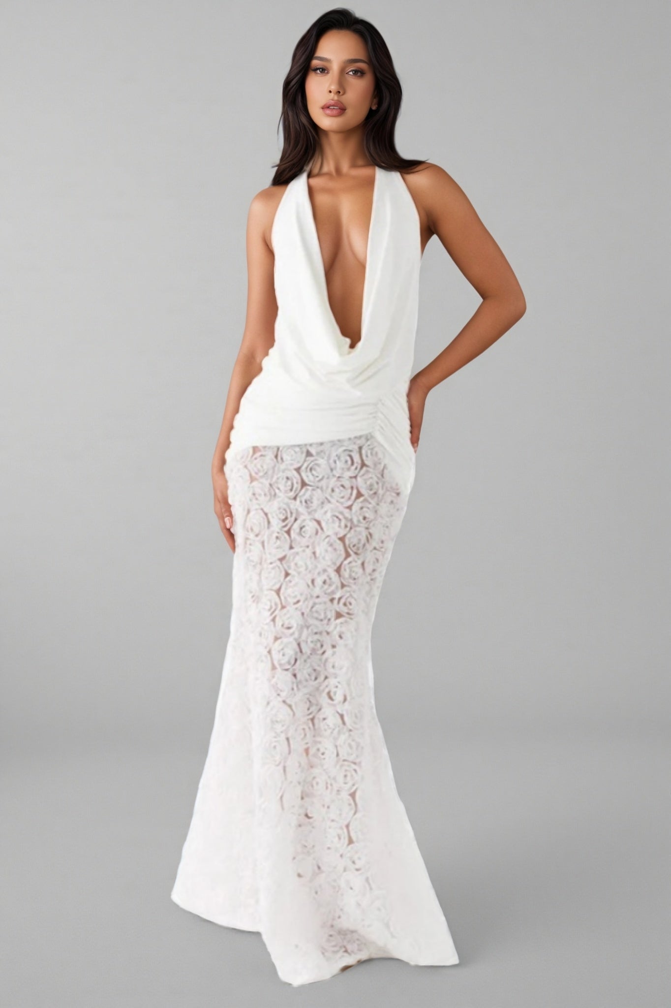 Zeni 3d Backless Maxi Dress