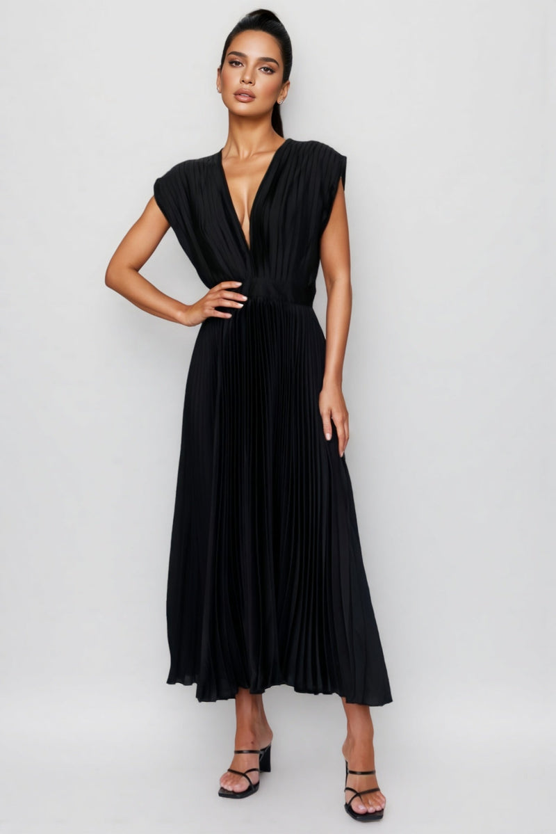 Zola Sleeveless Pleated Maxi Dress-black