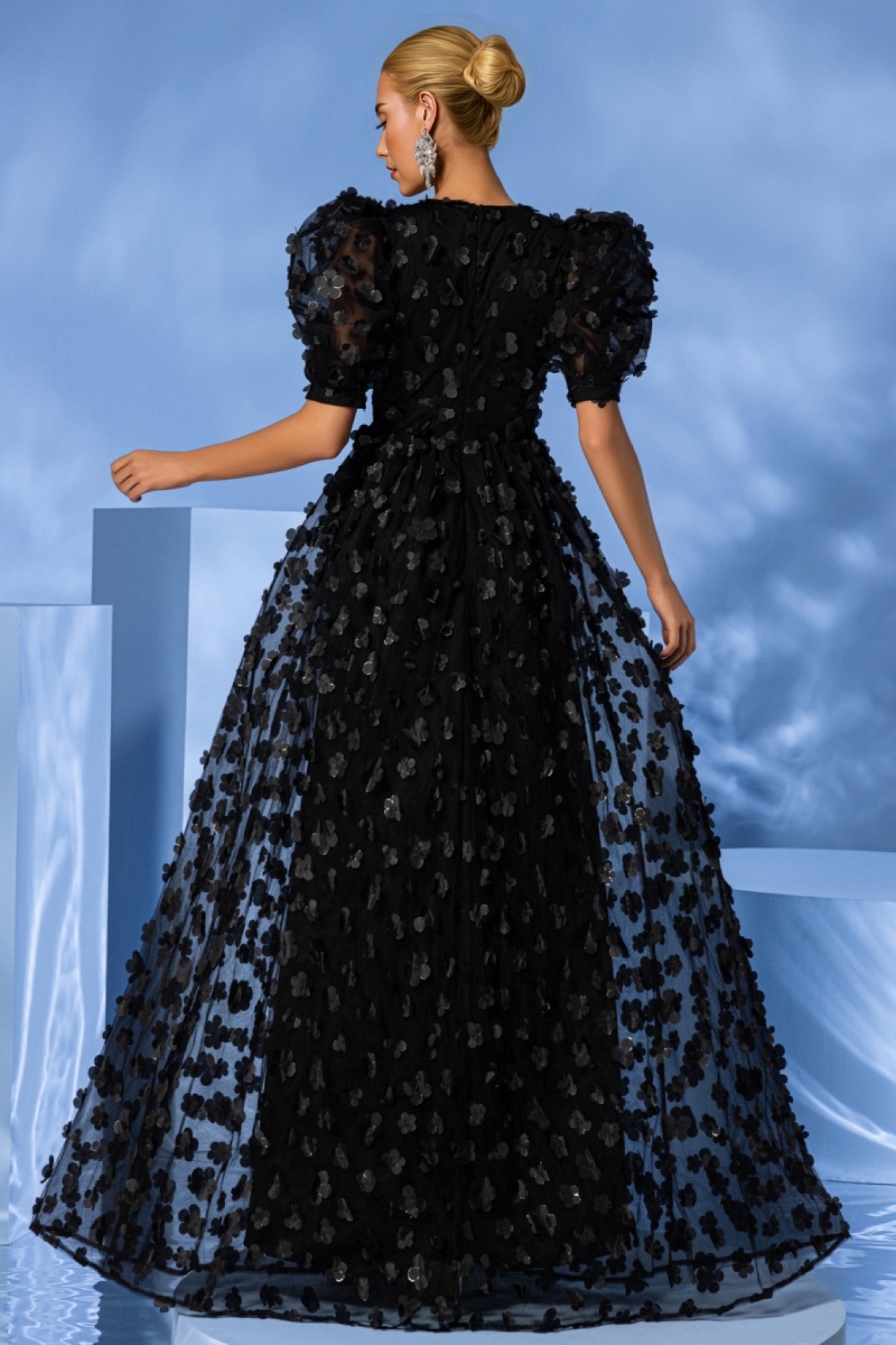 Spak Bubble Sleeve Cubic Maxi Dress
