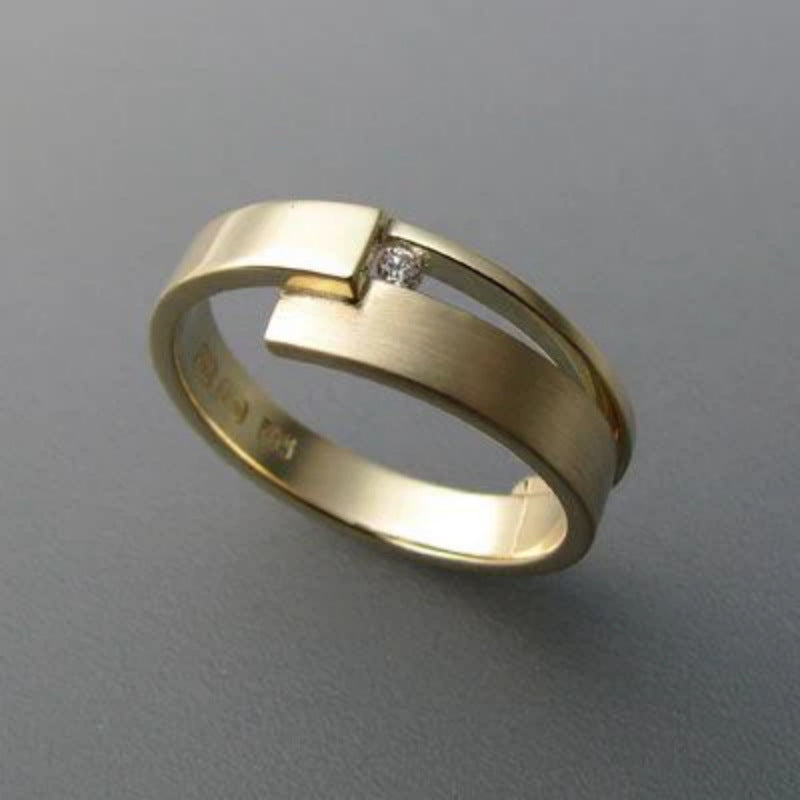 Beautiful Gold Ring with Unique Style