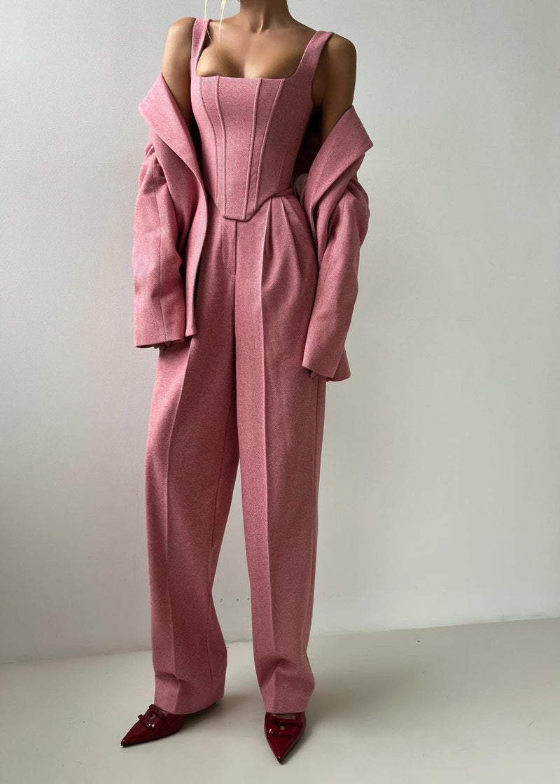 Rosé Herringbone Blazer and Corset Jumpsuit Set – Modern Two-piece Suit for