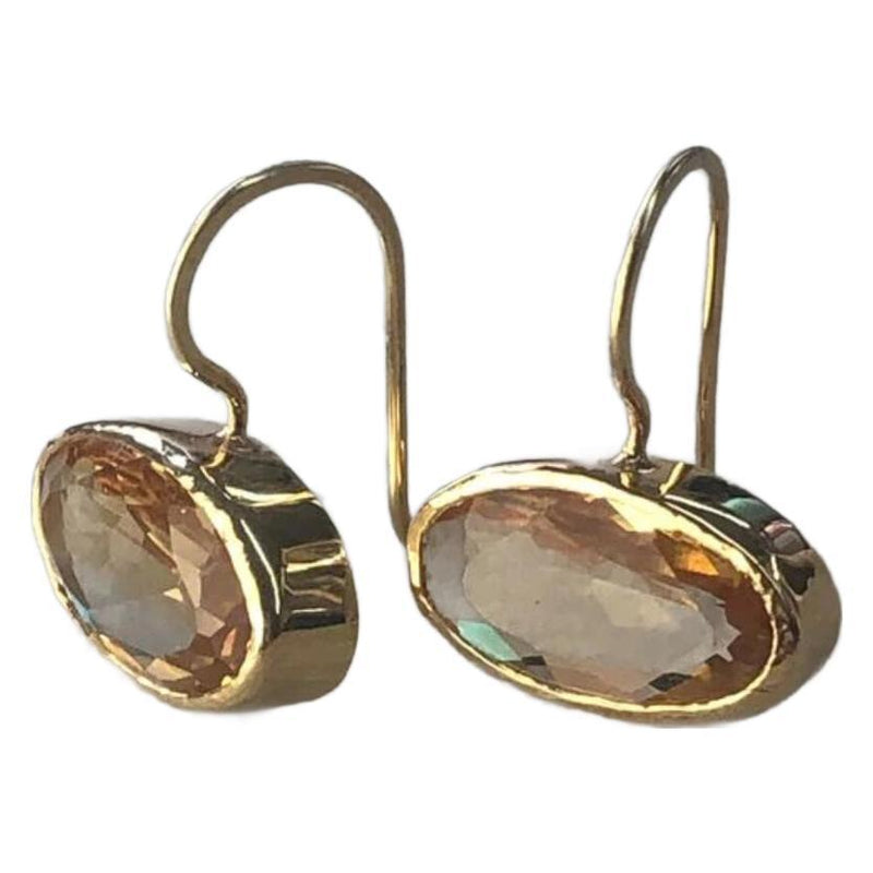 Classic Earring with Timeless Elegance