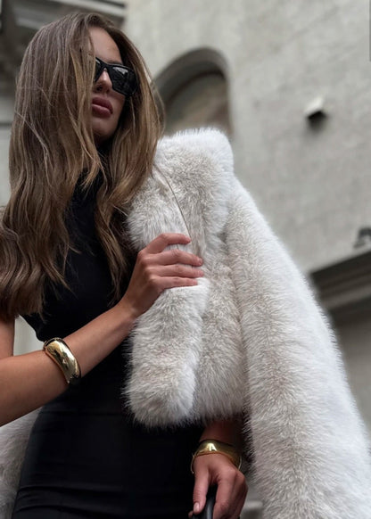 Celeste Faux Fur Plush Coat – Luxurious Short Winter Jacket