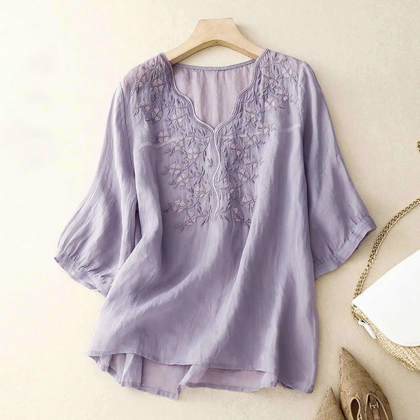 Featherlight Blouse™ — Embrace Effortless Elegance and All-day Freedom