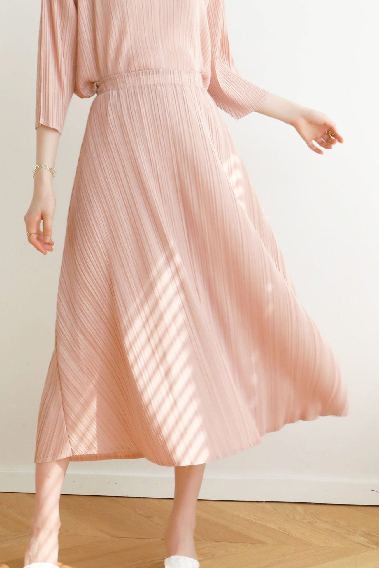 Color Full Pleated High Waist Skirt