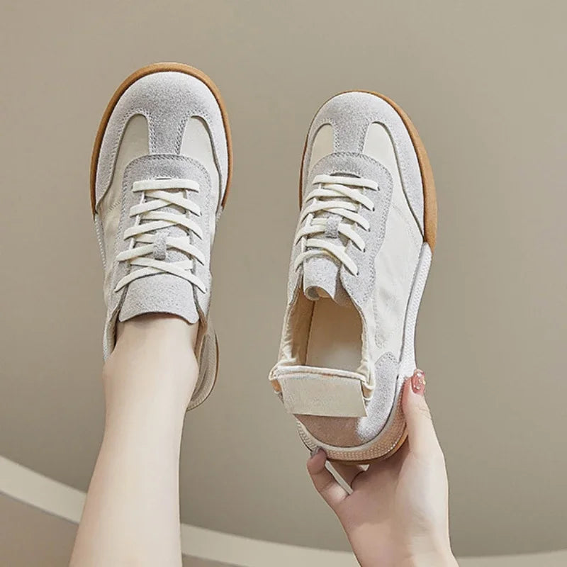 Spring Autumn New Running Flat Breathable Light Weight Trainers Skateboard